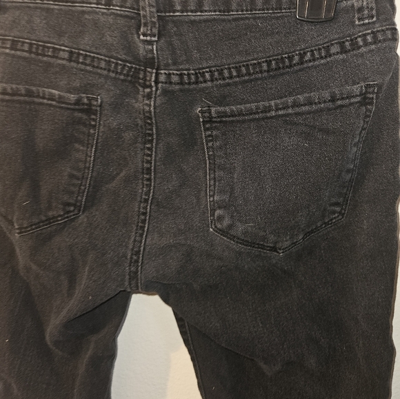 Forever 21 Womans Black Bermuda Shorts Size 27 - Picture 10 of 10